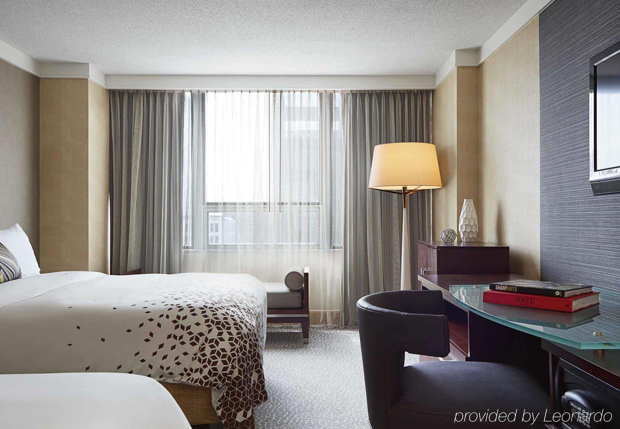 Renaissance Downtown 4* Columbus